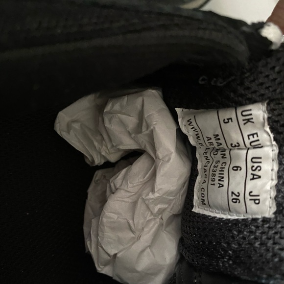 🌸SOLD🌸 Balenciaga Triple S Bi-Color - Picture 4 of 8